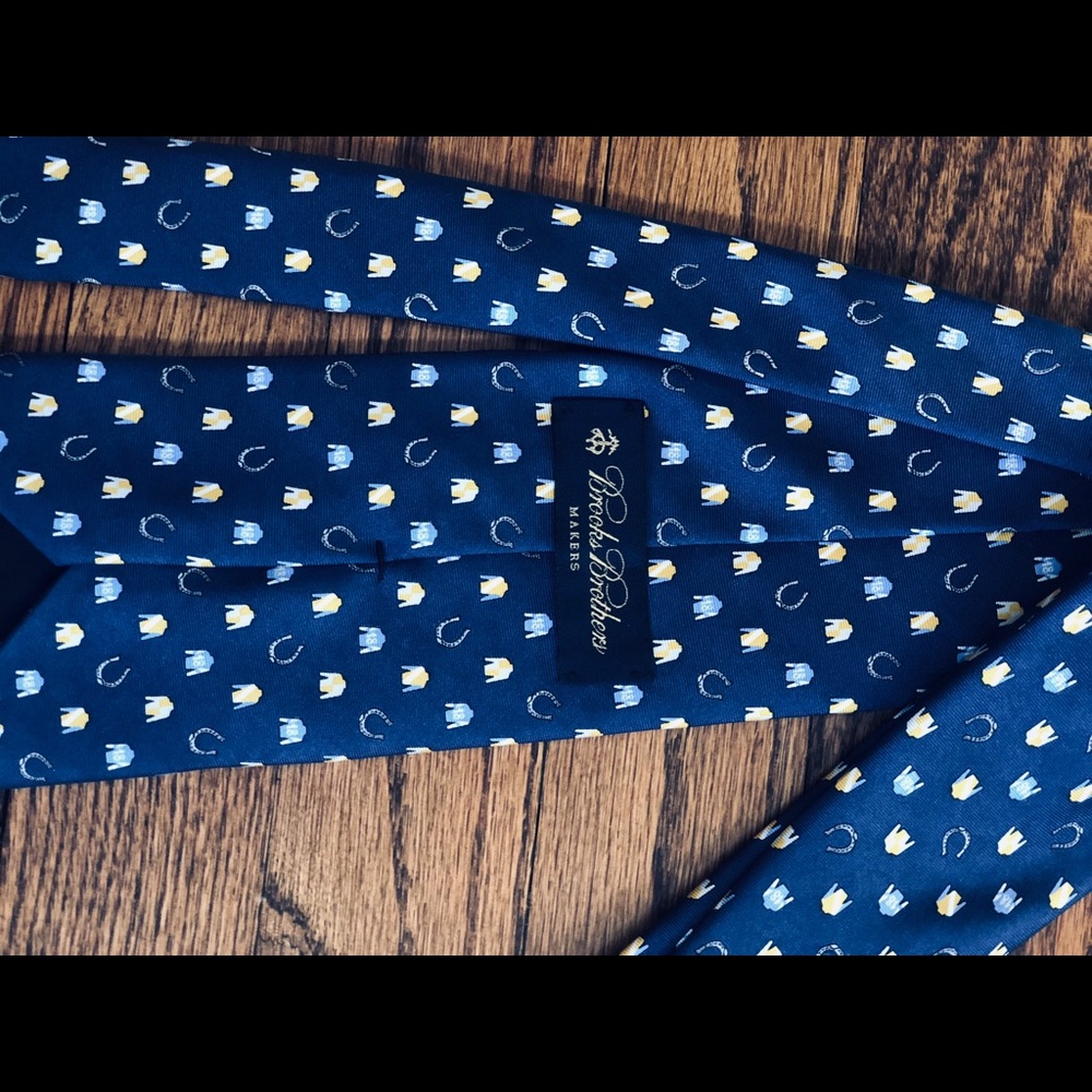 Tie - Picture 2 of 3